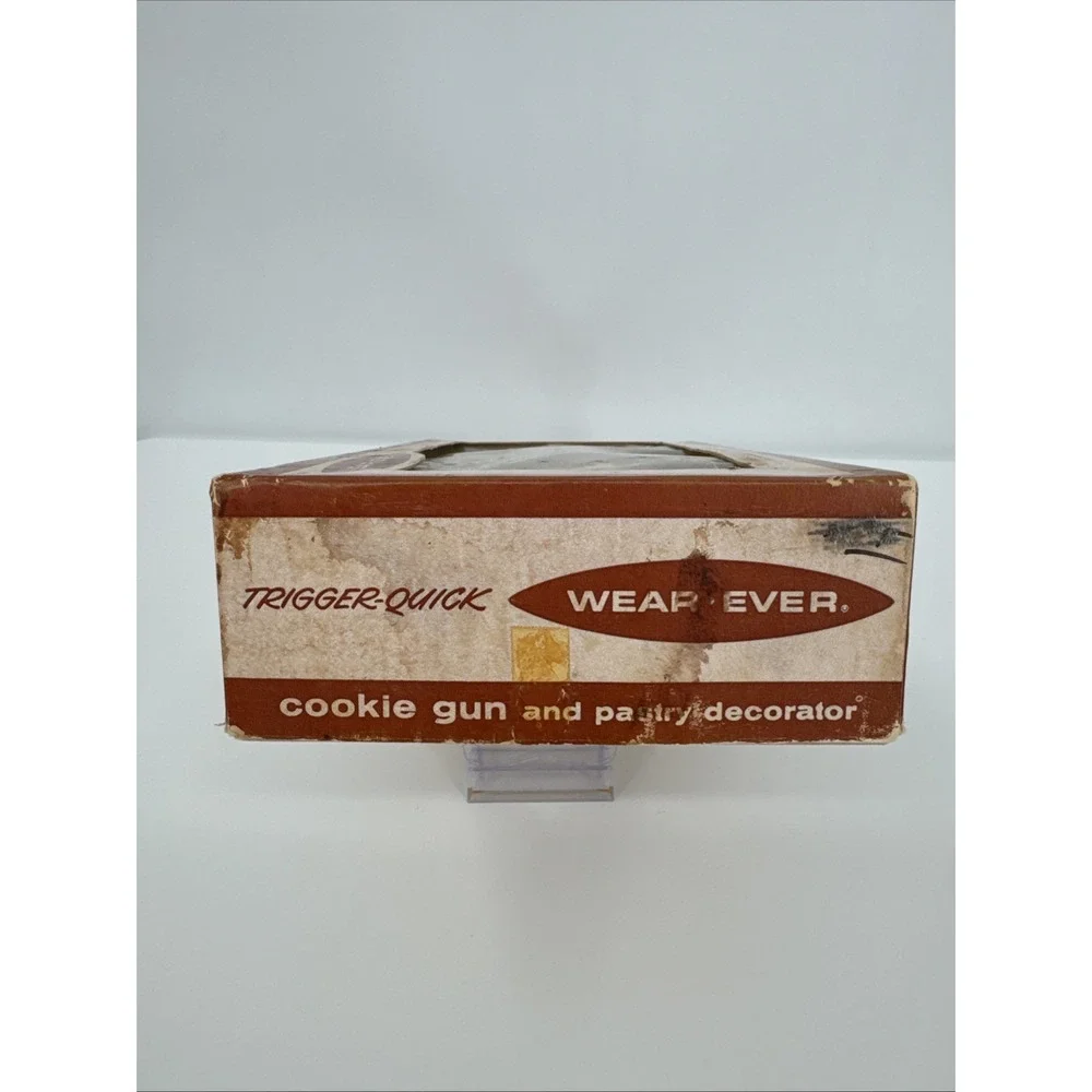 Vintage Wear-Ever Aluminum Cookie Gun and Pastry Decorator Kit - Complete